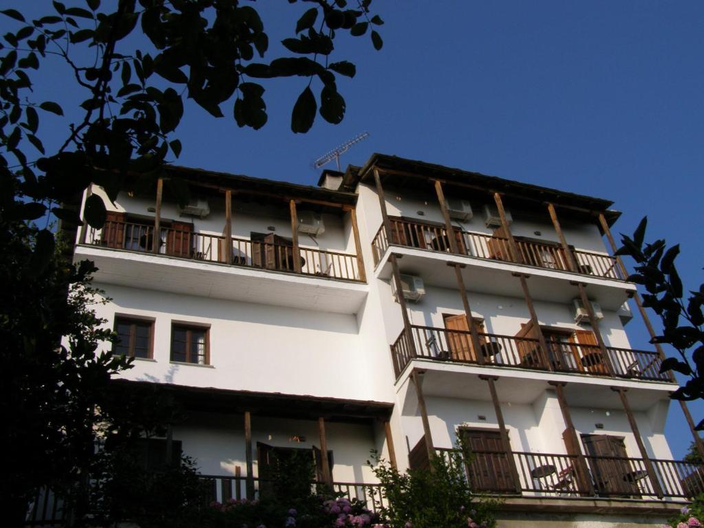 Hotel Tsagarada Exterior photo